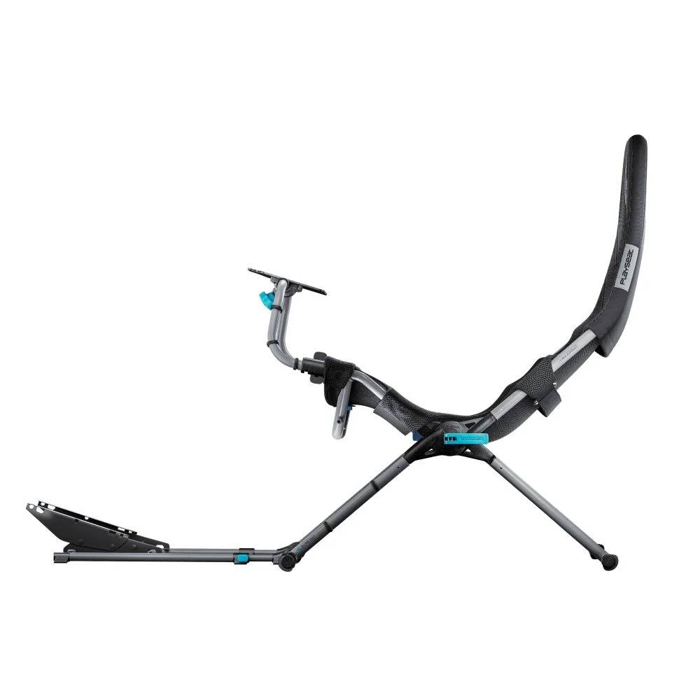 Equipo de ejercicio ergonómico. Marco gris y negro con asiento y reposabrazos, con reposapiés.