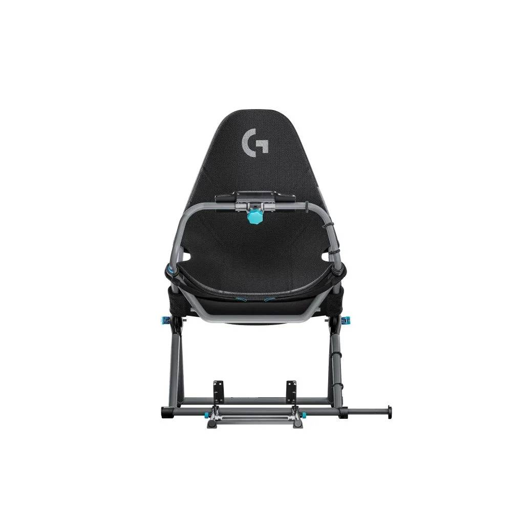Silla gaming negra con un logo.