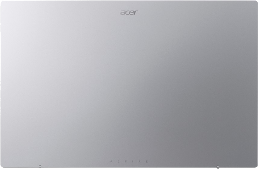 Ezüst laptop, Acer logóval a tetején. Az Aspire alul van.