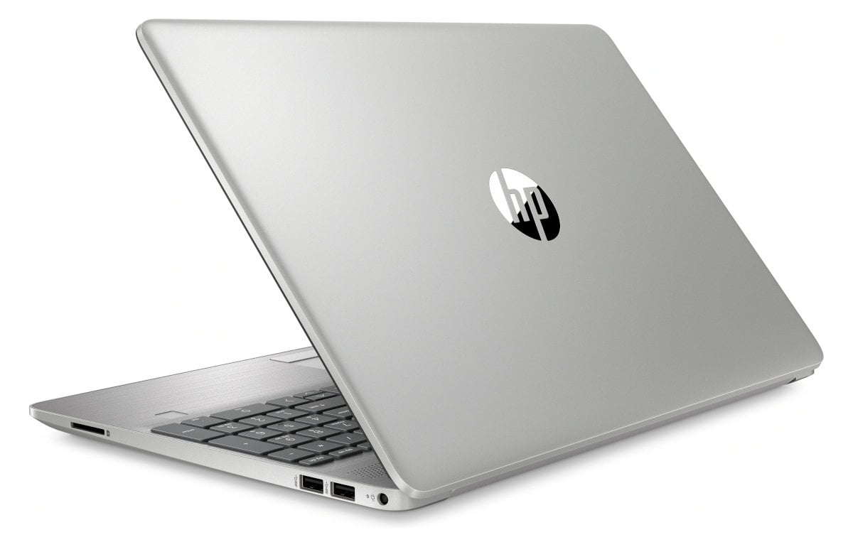 Srebrny laptop z logo HP na tylnej obudowie, lekko otwarty.