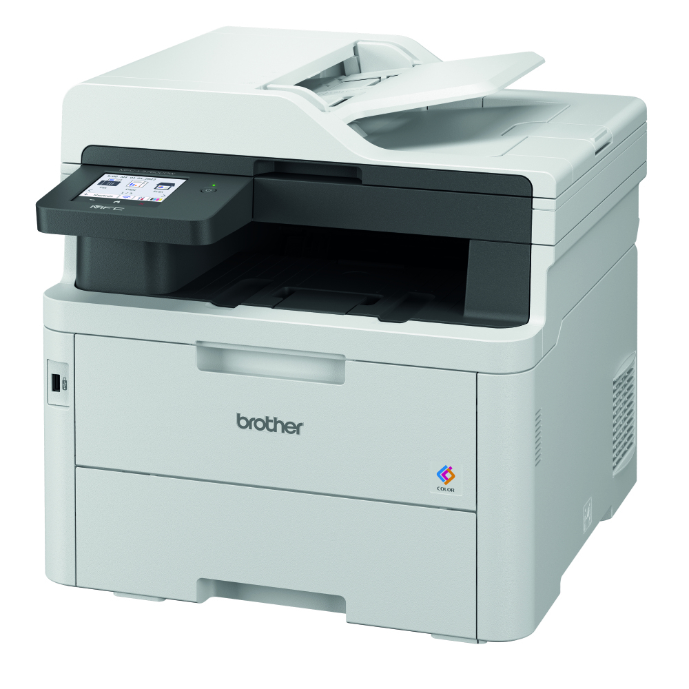 Weißer Brother-Drucker mit Bedienfeld und Papierfach. Farblogo sichtbar.