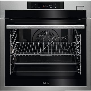 AEG Four multifonction Série 8000 SteamBoost (BSE782080M)