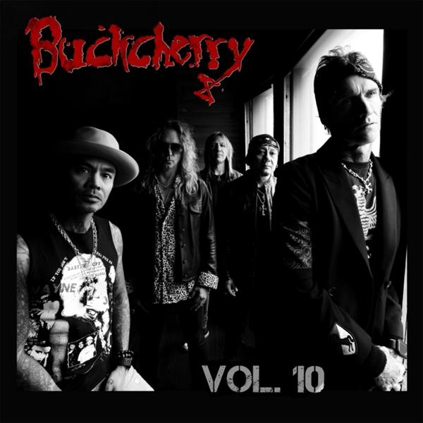 Buckcherry album borító. A zenekar tagjai fekete-fehérben. A szöveg: 'Vol. 10'. Sötét háttér.