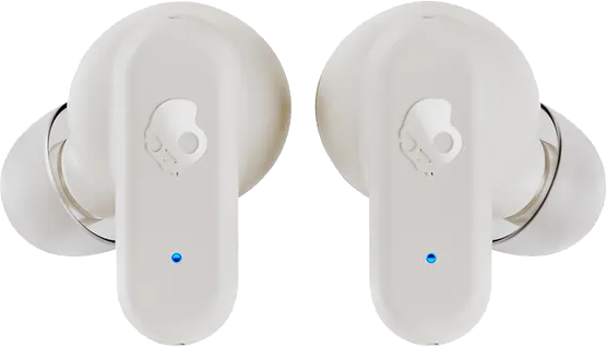 Két fehér Skullcandy fülhallgató, formát, logót és kék jelzőfényt mutatva.