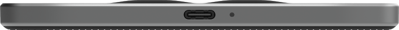 Egy sötétszürke téglalap alakú eszköz USB-C porttal. Ez egy alsó nézet.