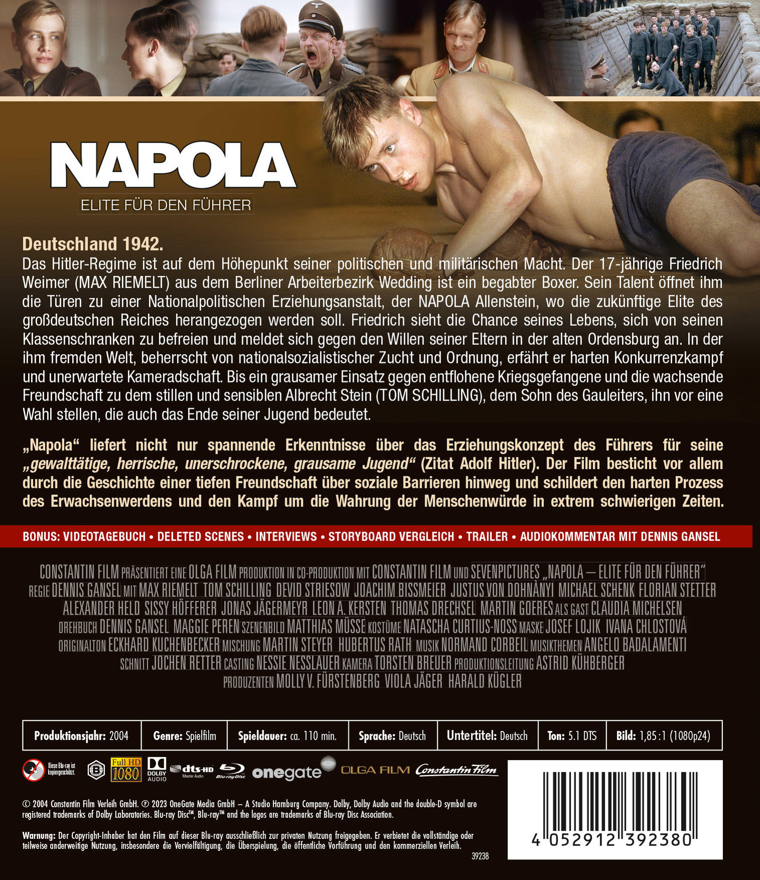 DVD-Cover: WWII-Film 'Napola', zeigt einen jungen Mann im militärischen Umfeld, mit Text und Darstellern.