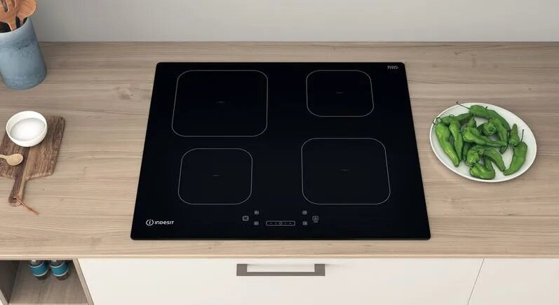 Płyta indukcyjna INDESIT IS 83Q60 NE