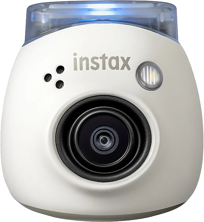 Egy fehér Instax kamera objektívvel és vakuval. A tetején kék fény van. Ez egy közeli felvétel.