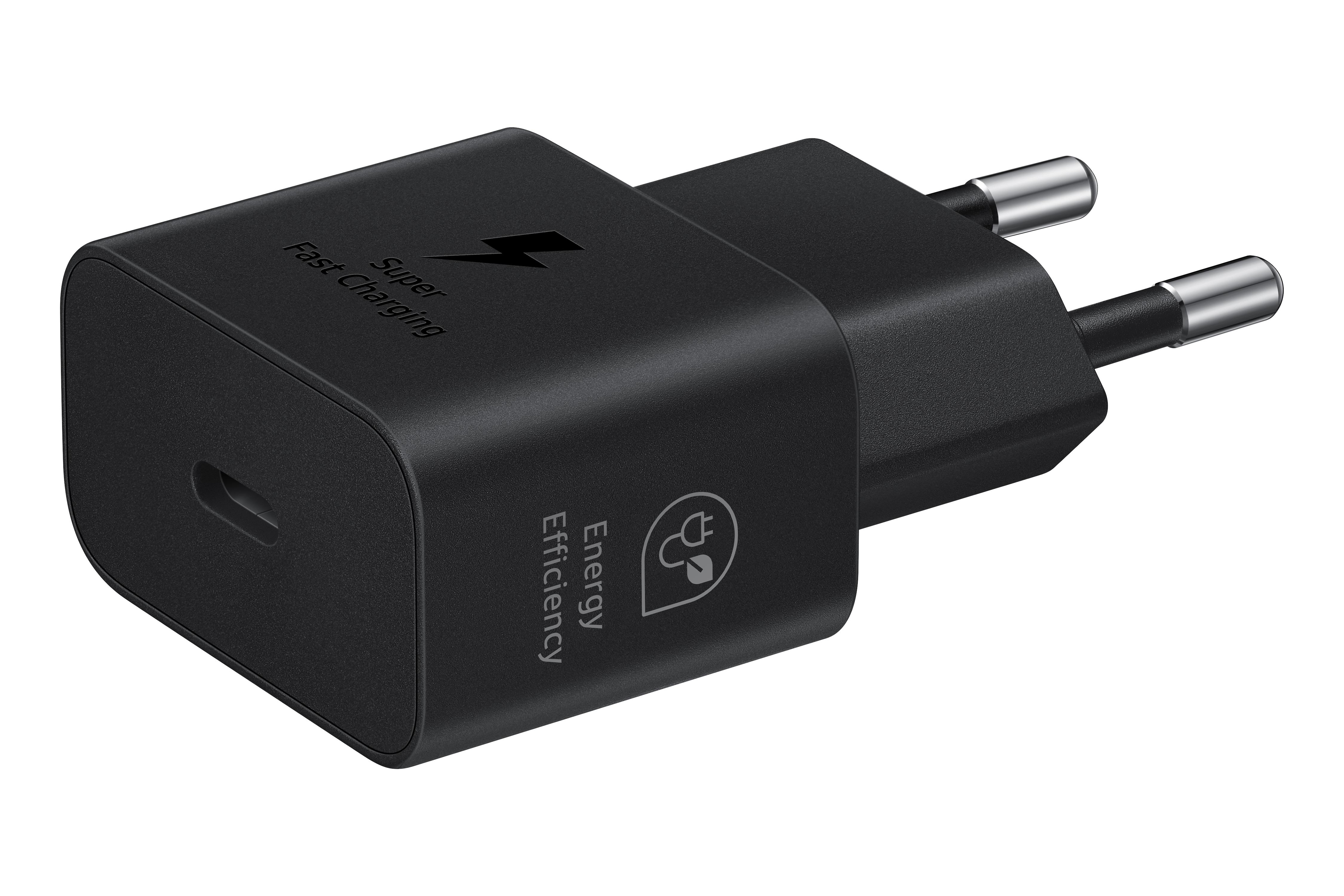 Ein schwarzes Samsung Ladegerät mit USB-C-Anschluss und zwei silbernen Stiften. Es hat 'Super Fast Charging' und 'Energy Efficiency'.