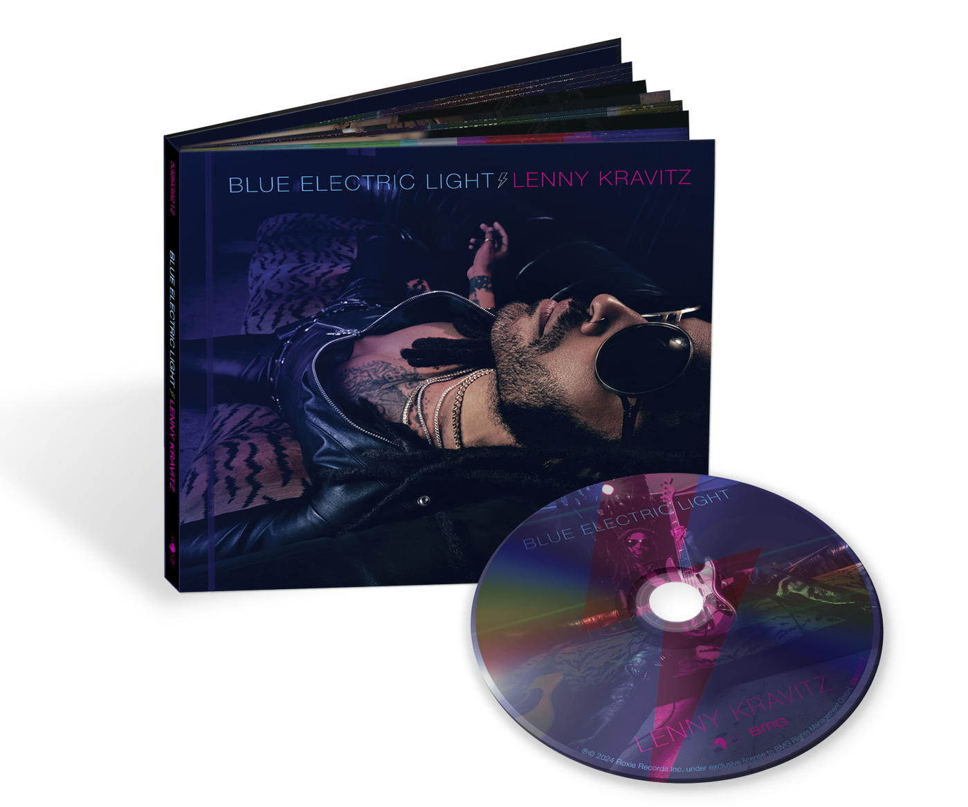 Lenny Kravitz 'Blue Electric Light' Albumcover. Das Cover zeigt Kravitz liegend mit einer CD neben der geöffneten Hülle.