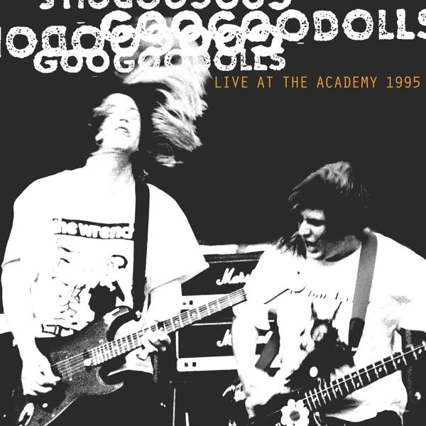 Goo Goo Dolls Live-Konzert-Albumcover. Musiker spielen Gitarren. Schwarzer Hintergrund.