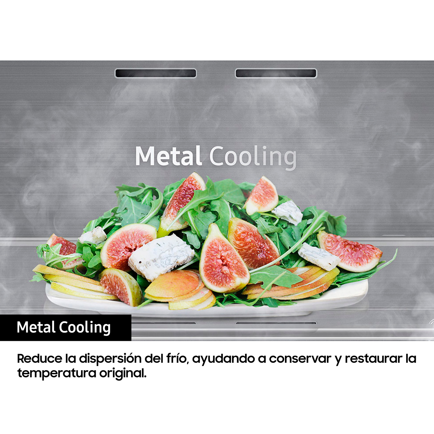 Un plato de higos y rúcula con las palabras Metal Cooling encima. Vapor blanco en el fondo.