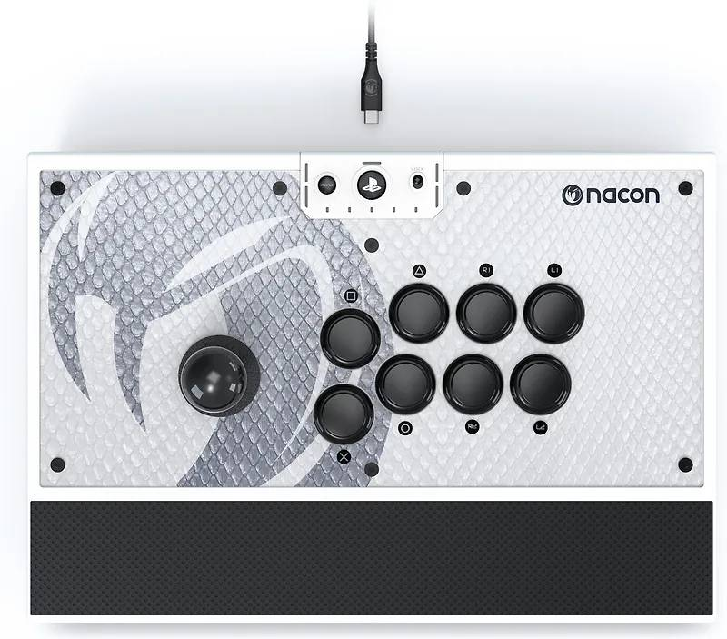 Joystick blanco y gris para PlayStation. Botones negros y un patrón de piel de serpiente blanca.