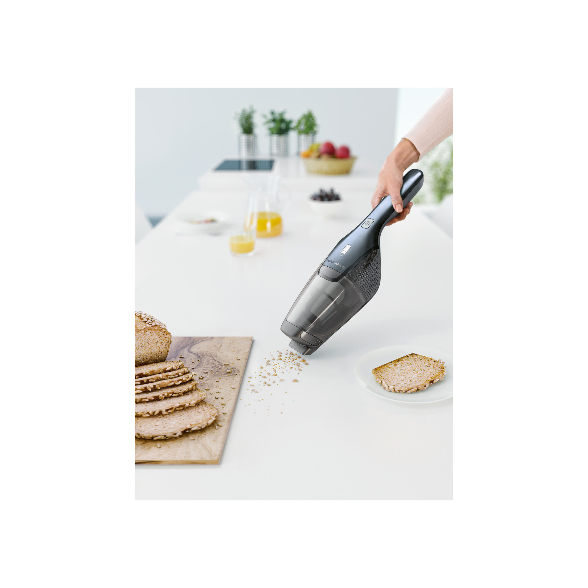 Odkurzacz bezprzewodowy ELECTROLUX EER75STM