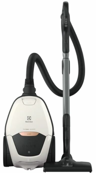 Biało-czarny odkurzacz Electrolux z długim wężem i akcesoriami, na białym tle.