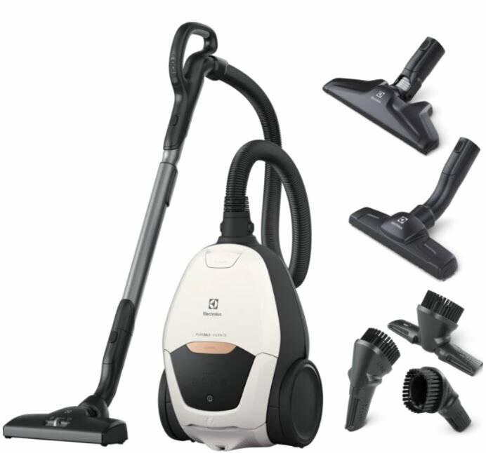 Odkurzacz Electrolux z akcesoriami, na białym tle.