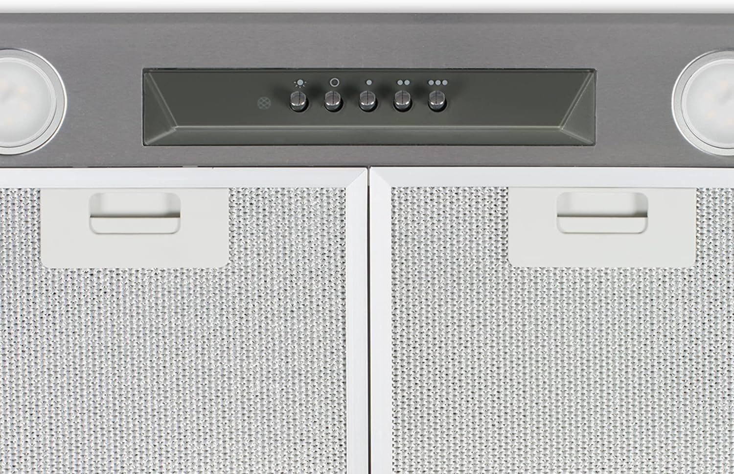 Primer plano de una campana extractora de cocina con controles y luces. Filtros blancos.