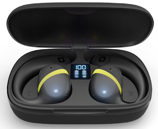 Czarne bezprzewodowe słuchawki w etui ładującym. Żółte akcenty, wyświetlacz cyfrowy.