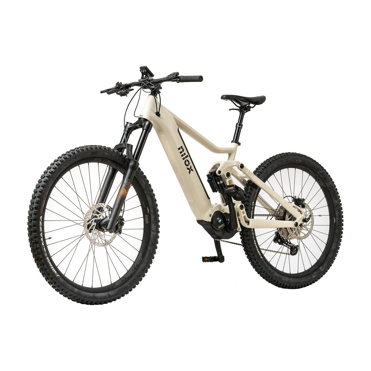 Una mountain bike elettrica con telaio beige, pneumatici neri e componenti di sospensione.