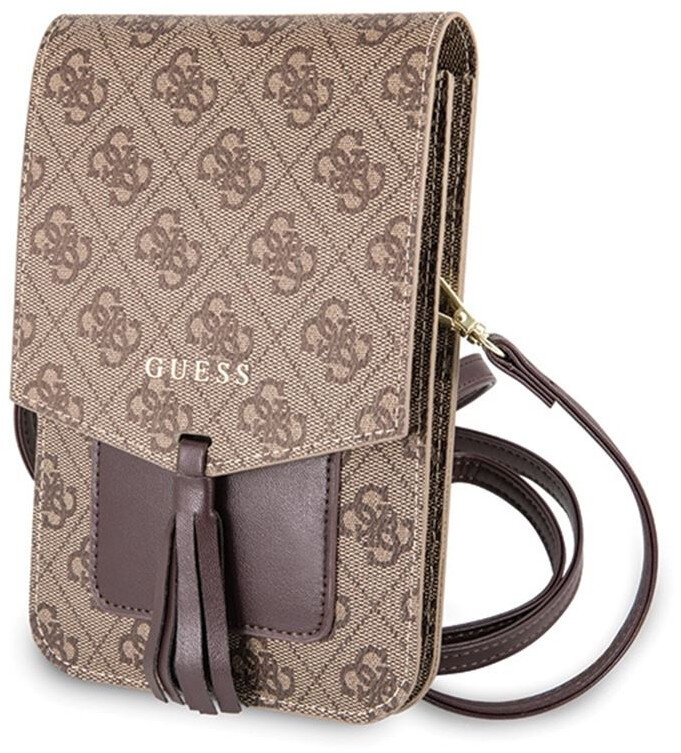 Beżowa torebka Guess z brązową klapką i brązowym paskiem. Torba ma powtarzający się wzór.