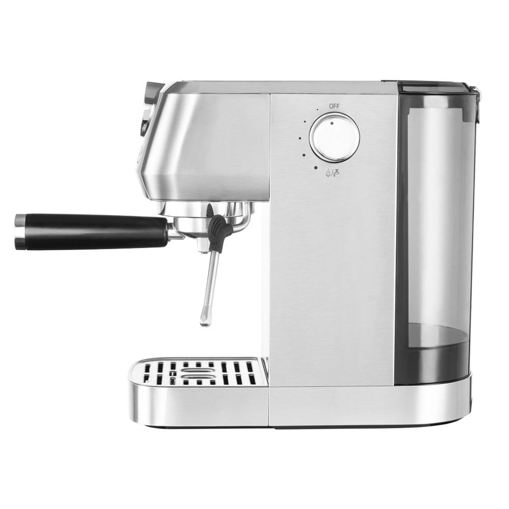 Espressomaschine aus Edelstahl mit schwarzem Griff und Wasserbehälter.
