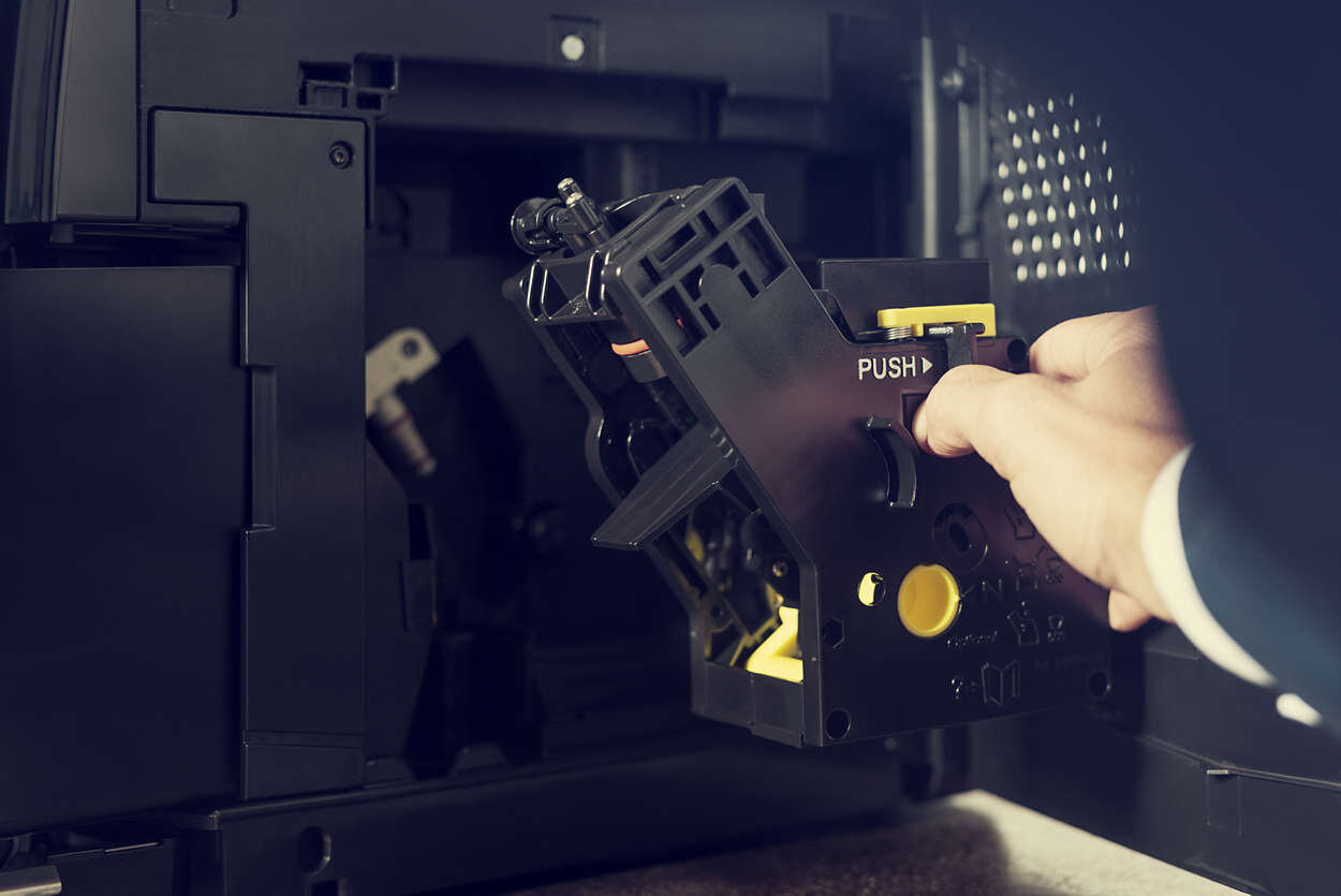 Ekspres ciśnieniowy SAECO Xelsis Piano Black SM7580/00