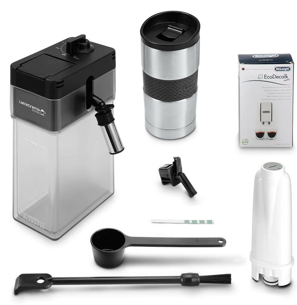 Elementy ekspresu do kawy, w tym zbiornik na wodę, kubek i szczotka do czyszczenia.