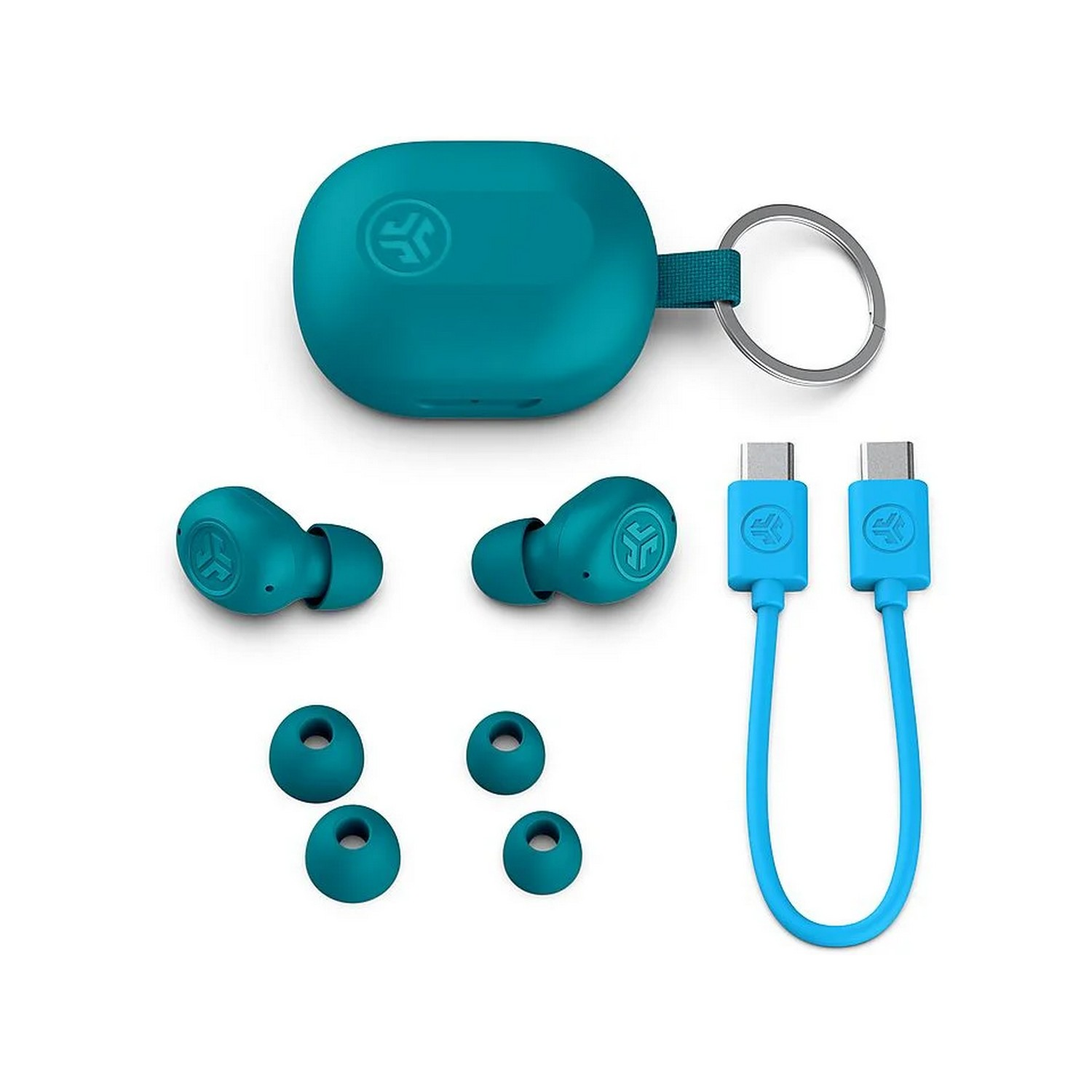 Teal draadloze oordopjes, oplaadcase en oplaadkabel met extra oortips op een witte achtergrond.