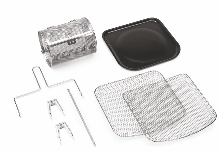 Akcesoria do frytownicy: cylindryczny kosz obrotowy, taca i dwa kosze z siatki.