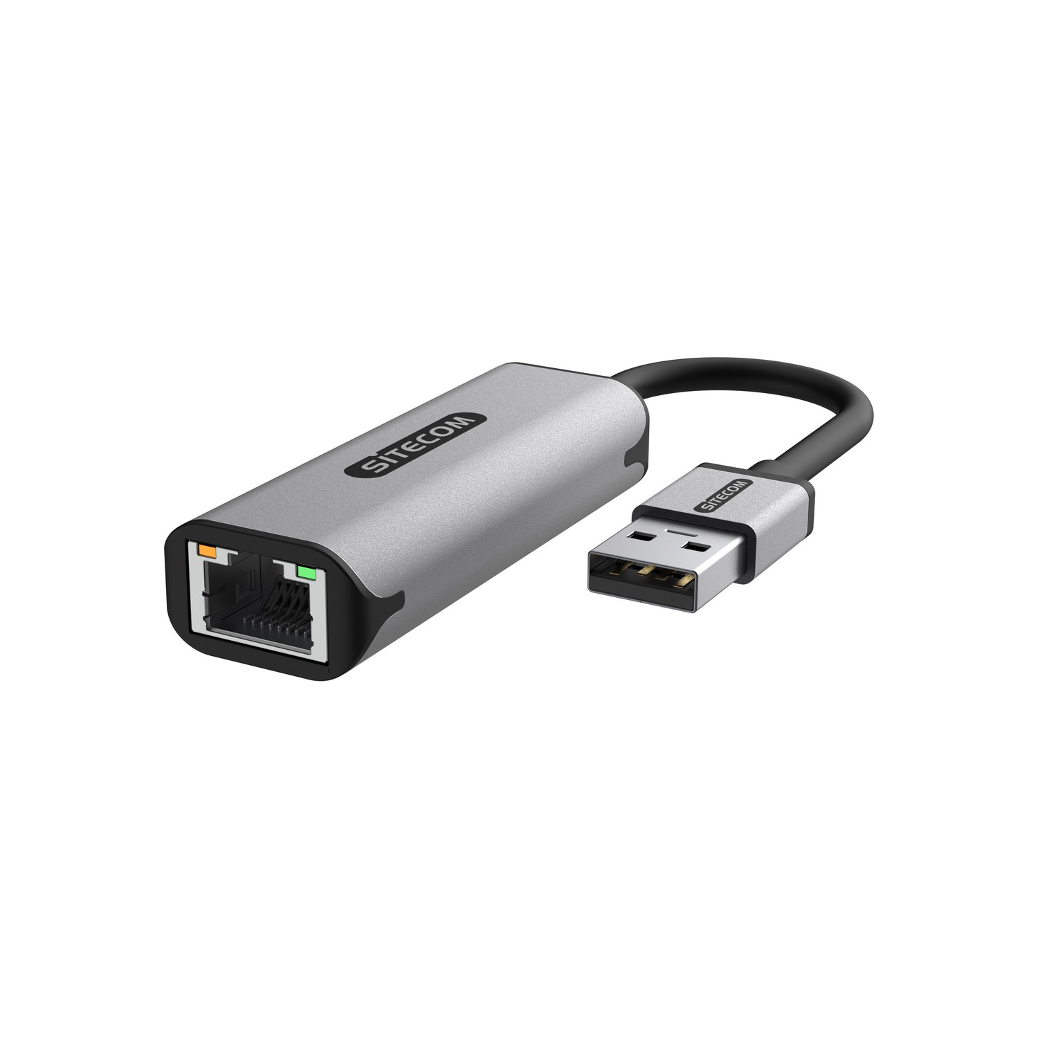 Un adaptateur SITECOM USB vers Ethernet. Appareil argenté avec connecteur USB et port Ethernet.