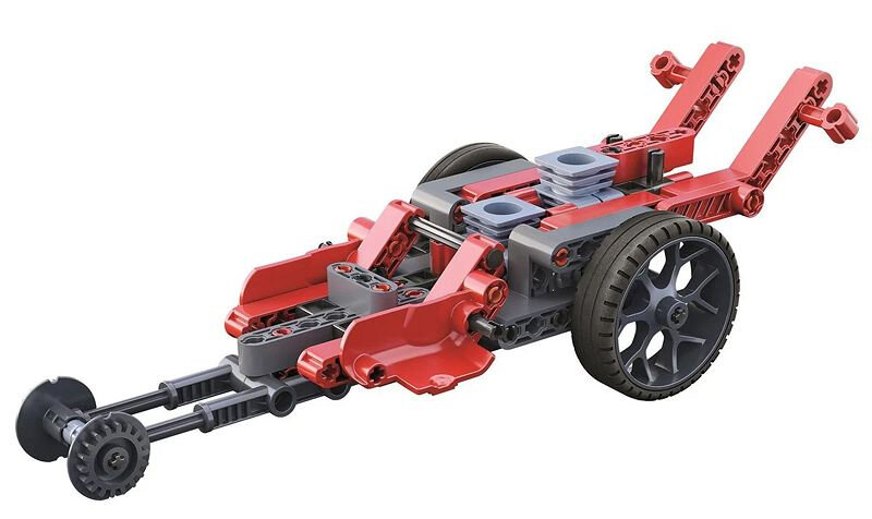 Czerwony i szary model samochodu Lego. Dwa koła z przodu, dwa z tyłu.