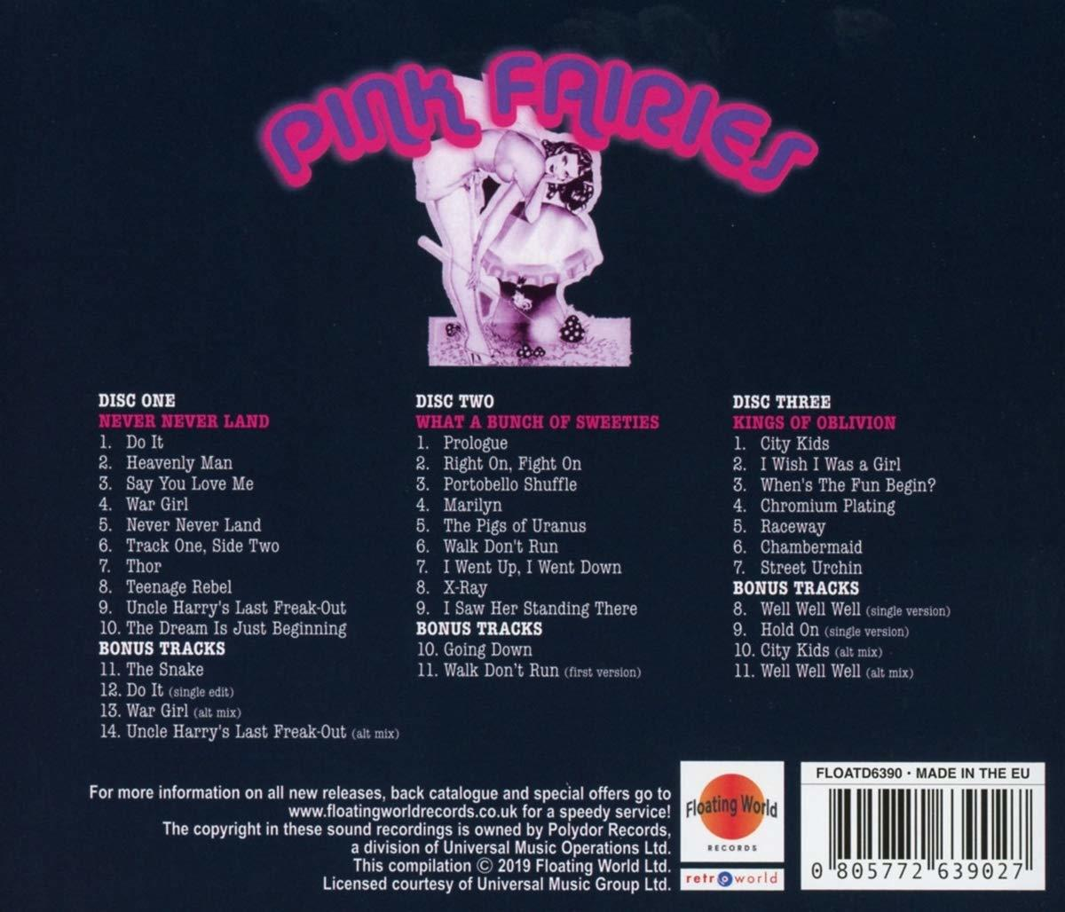 Albumcover mit Songtiteln. Pink Fairies Logo. Drei Discs mit Songlisten.