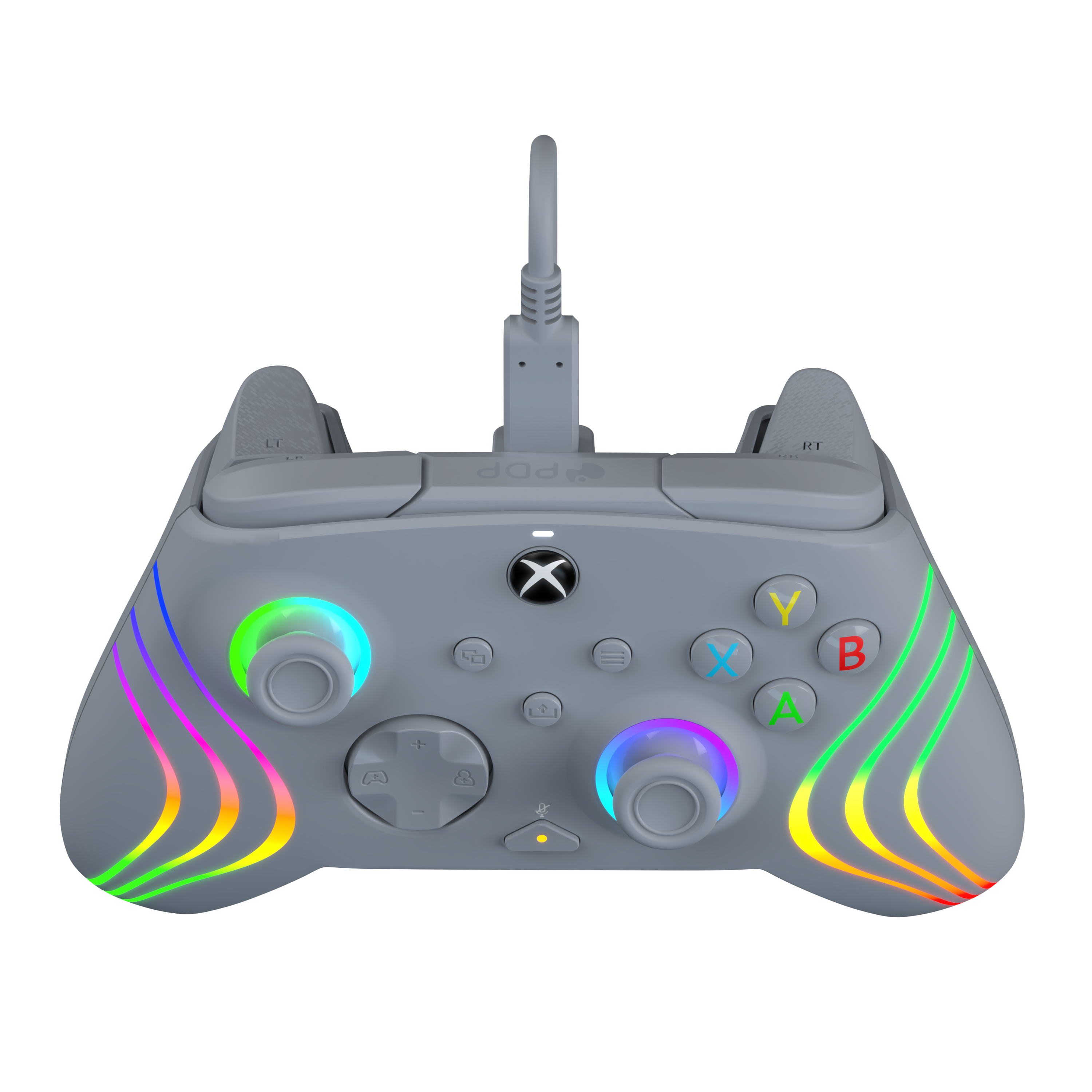 Grauer Xbox-Controller mit farbigen Lichtern. Knöpfe sind mit Buchstaben und Symbolen beschriftet. Ein USB-Kabel ist angebracht.