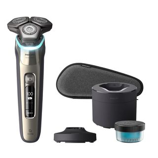 Afeitadora - Philips S9900 S9983/55, Afeitadora eléctrica, Seco y mojado, Sensor de presión,  Base de limpieza, Cortapatillas, estuche de viaje, Plata