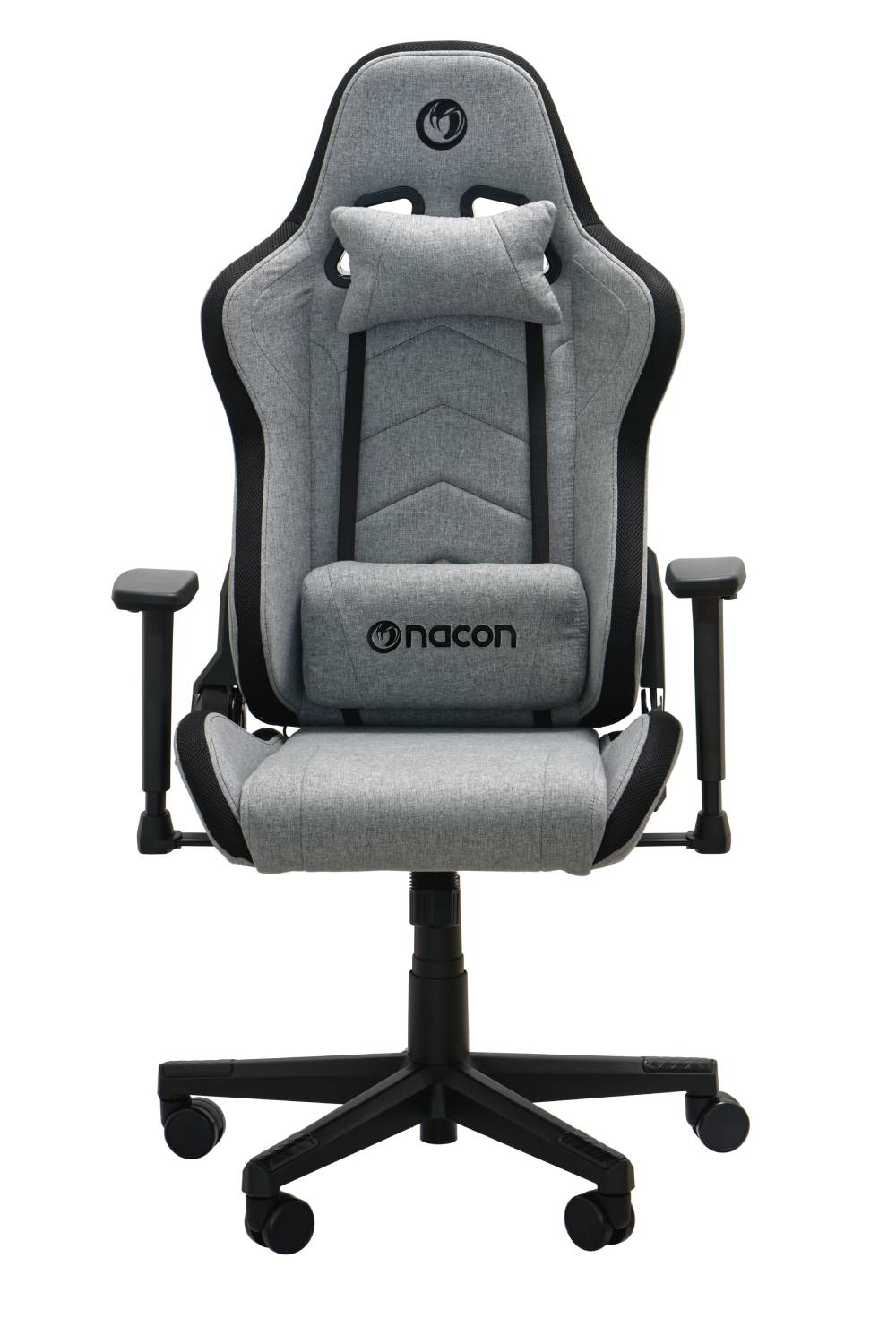 Una silla de juego gris y negra se muestra sobre un fondo blanco. El logotipo de nacon es visible.