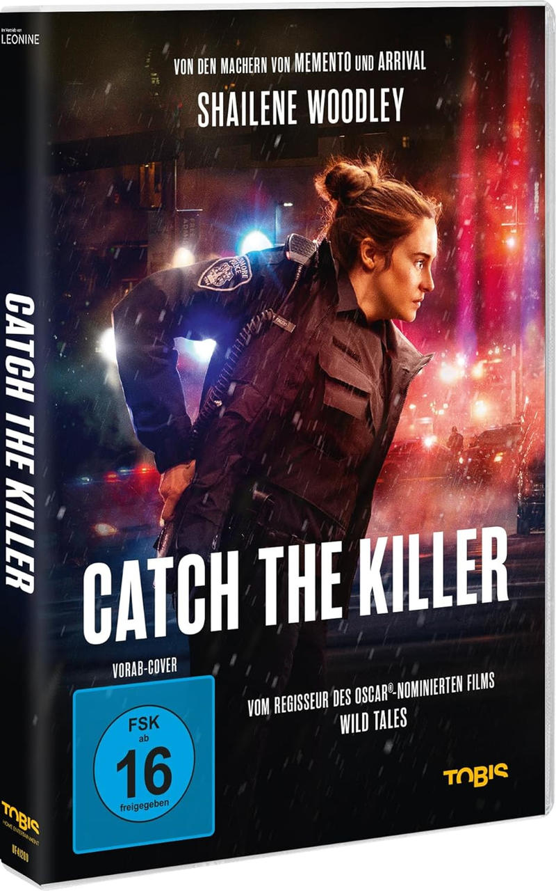Filmcover von 'Catch the Killer'. Eine Frau in Uniform steht im Regen. Text auf dem Cover.