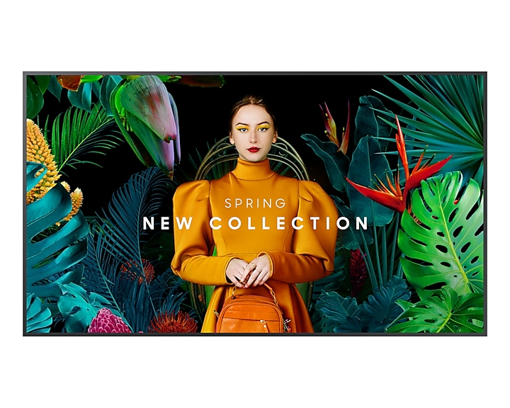 Frau in orangefarbenem Kleid, hält eine Handtasche, mit Frühlingskollektion Text vor floralem Hintergrund.