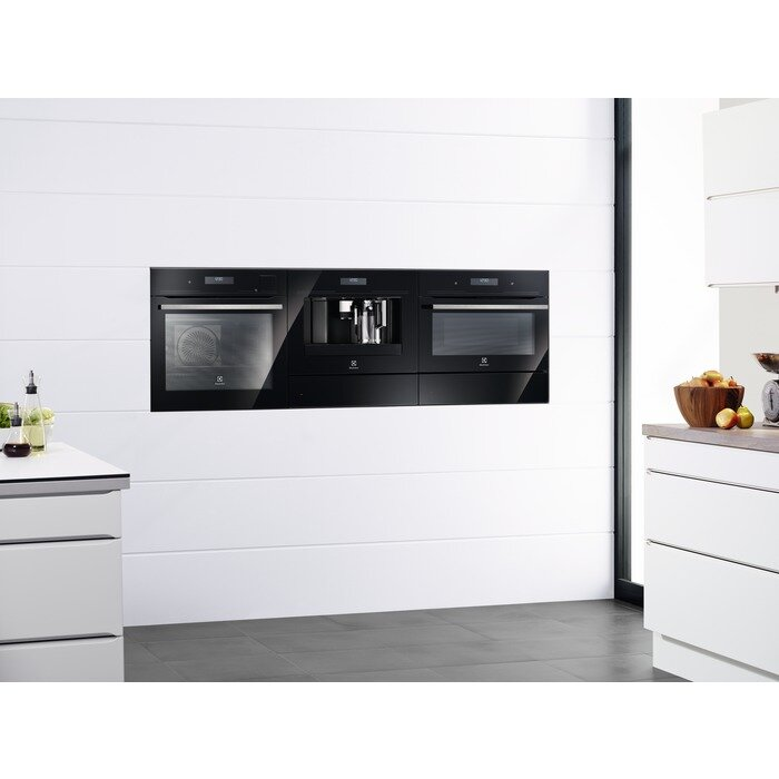Kuchenka mikrofalowa ELECTROLUX EVY6800ZOZ