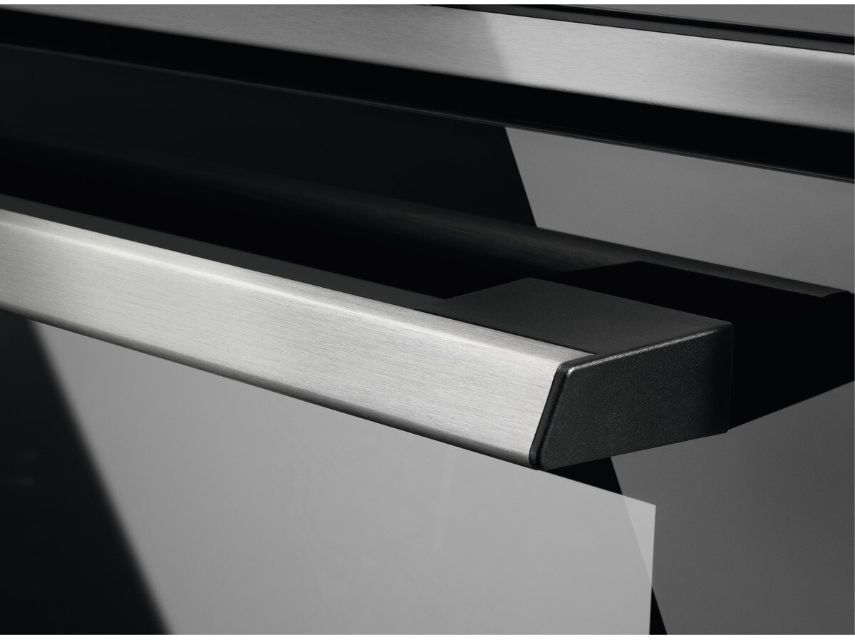 Kuchenka mikrofalowa ELECTROLUX EVK6E40X