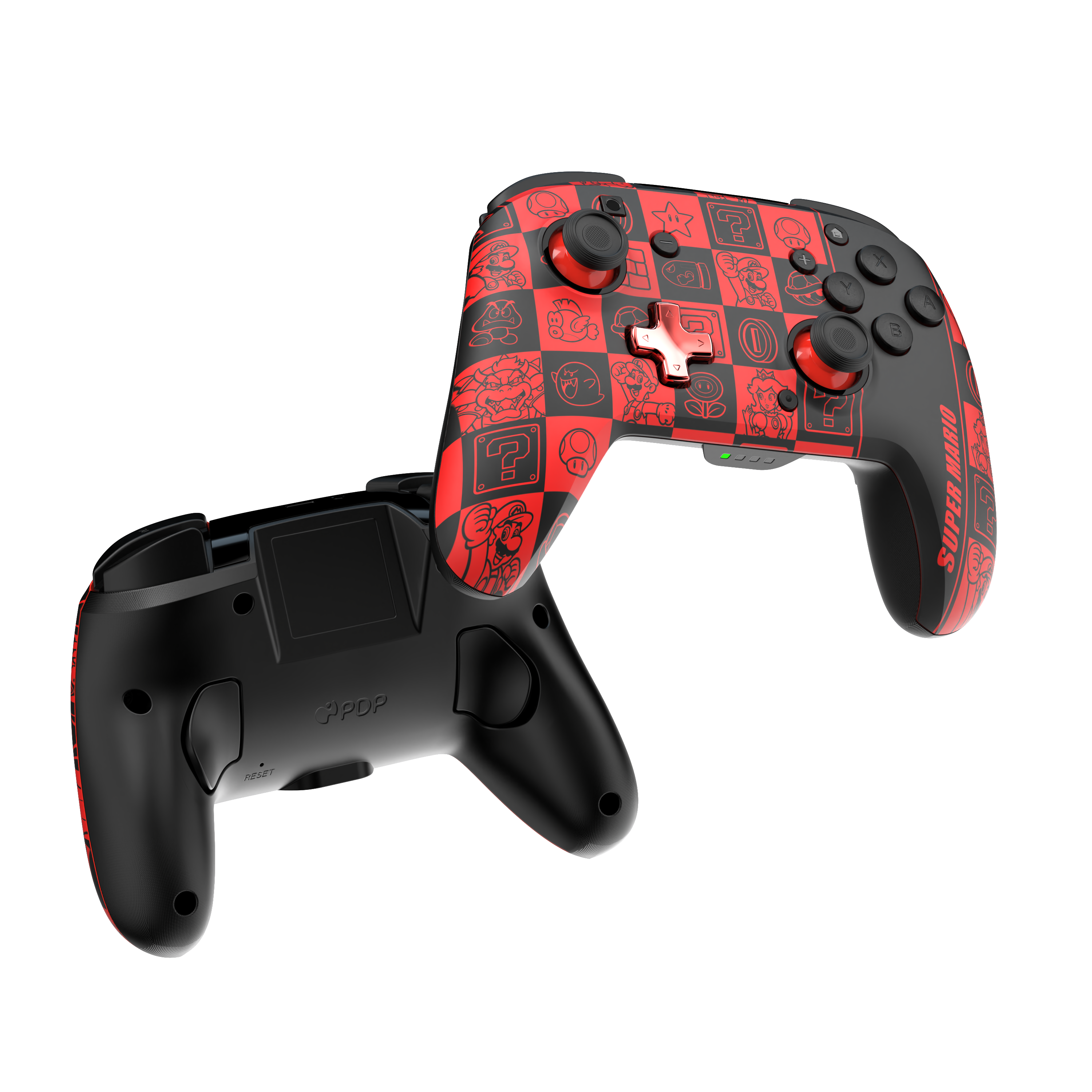 Zwei schwarz-rote Gamecontroller mit Mario-Thema.