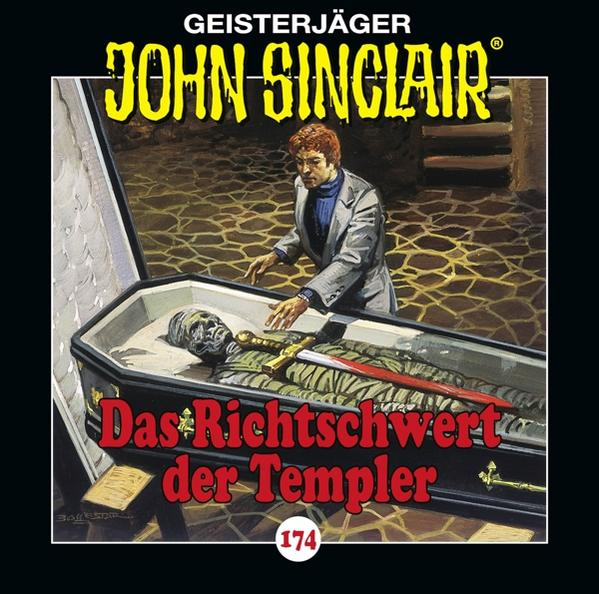 Mann mit Buch in einem Sarg. Der Titel lautet Das Richtschwert der Templer, darüber John Sinclair.