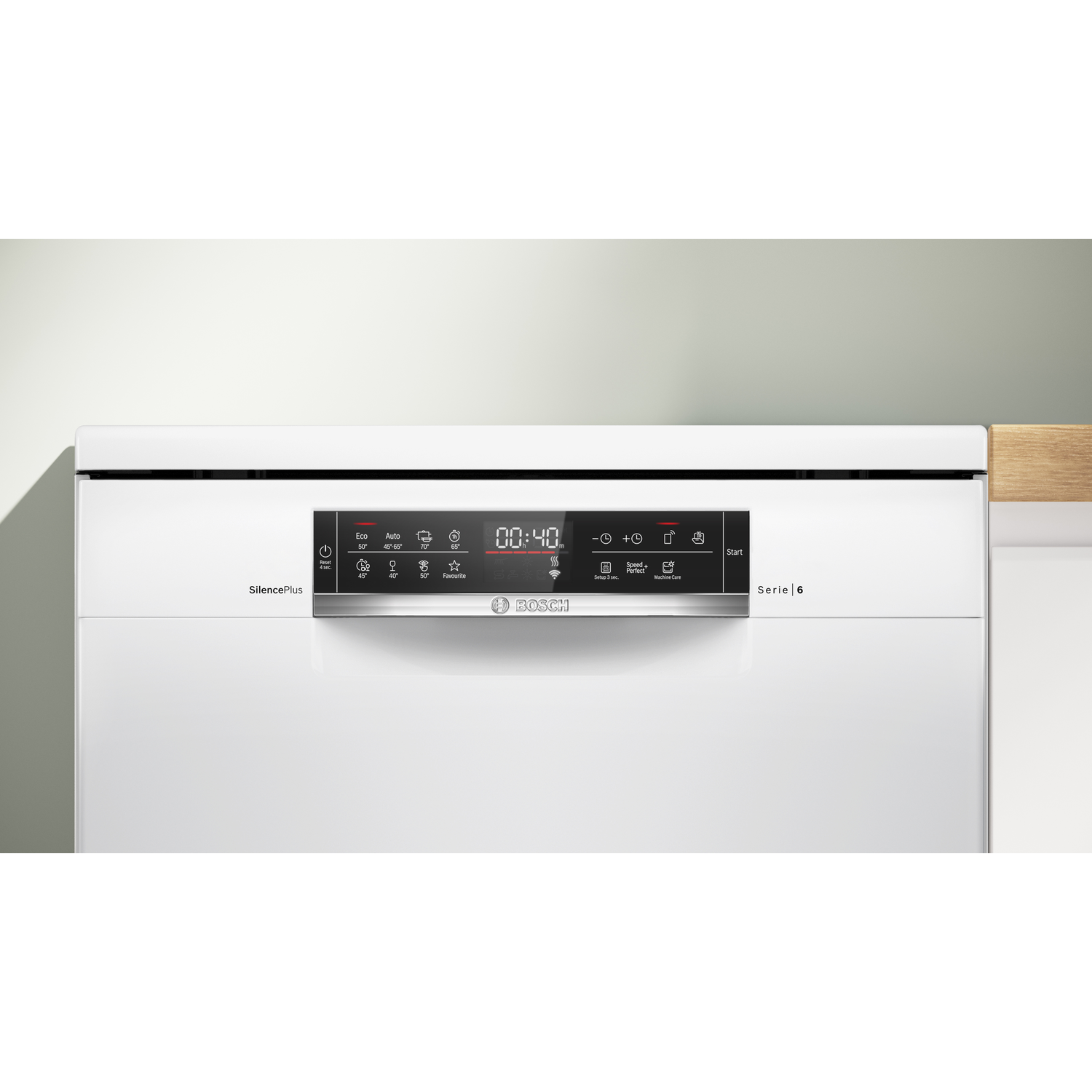 Witte Bosch Serie 6 vaatwasser, bedieningspaneel, digitaal display, en knoppen.