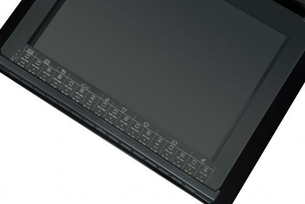 Panel sterowania kuchenką mikrofalową z ikonami. Czarny z białymi ikonami i tekstem.