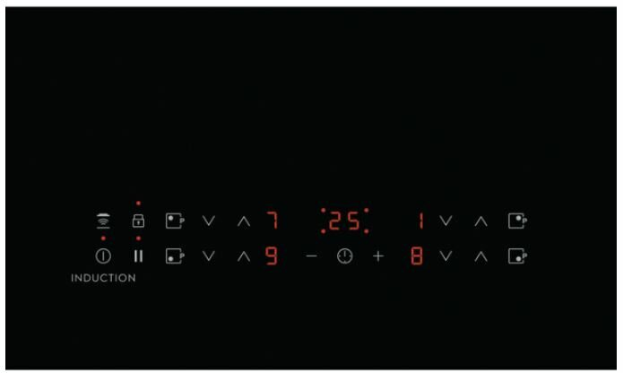 Czarny wyświetlacz płyty indukcyjnej z czerwonymi cyframi i symbolami. Tło jest czarne.