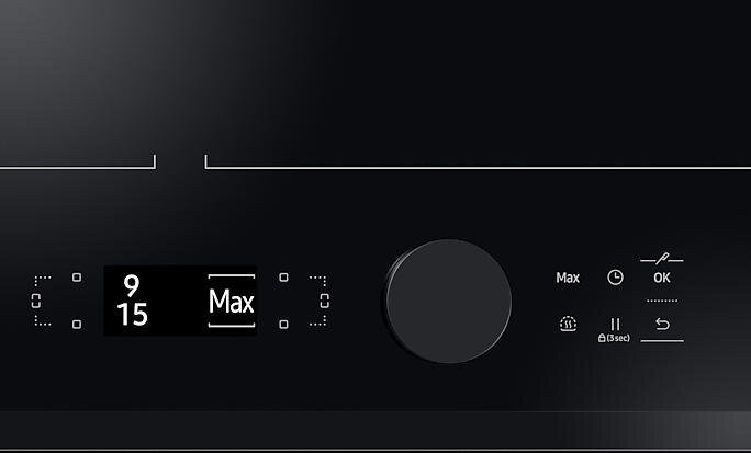 Czarny panel sterowania kuchenki. Wyświetlacz z cyframi i ustawieniami.