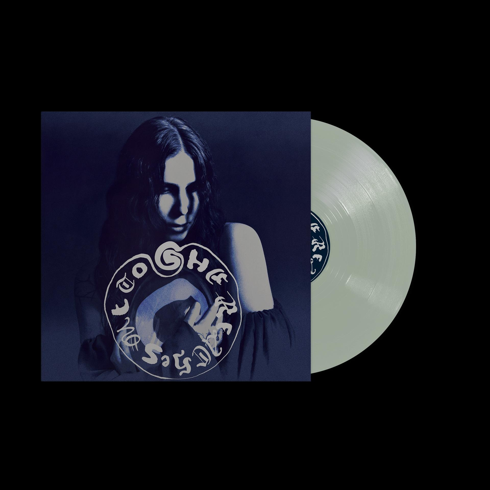 Chelsea Wolfe - - OUT (GREEN SHE OUT SHE (Vinyl) TO REACHES REACHES VINYL)