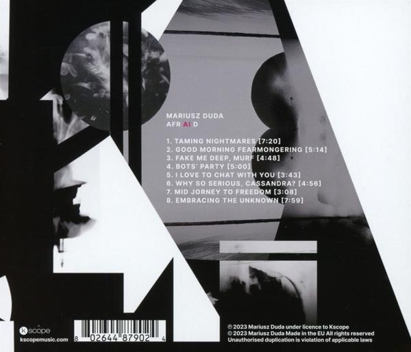 Albumcover für 'Afraid' von Mariusz Duda. Mit abstrakter Schwarz-Weiß-Kunst und Trackliste.