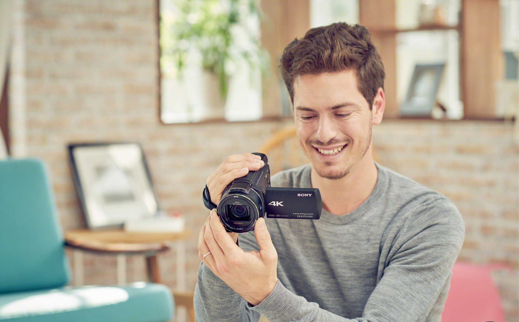 Kamera SONY FDR-AX53