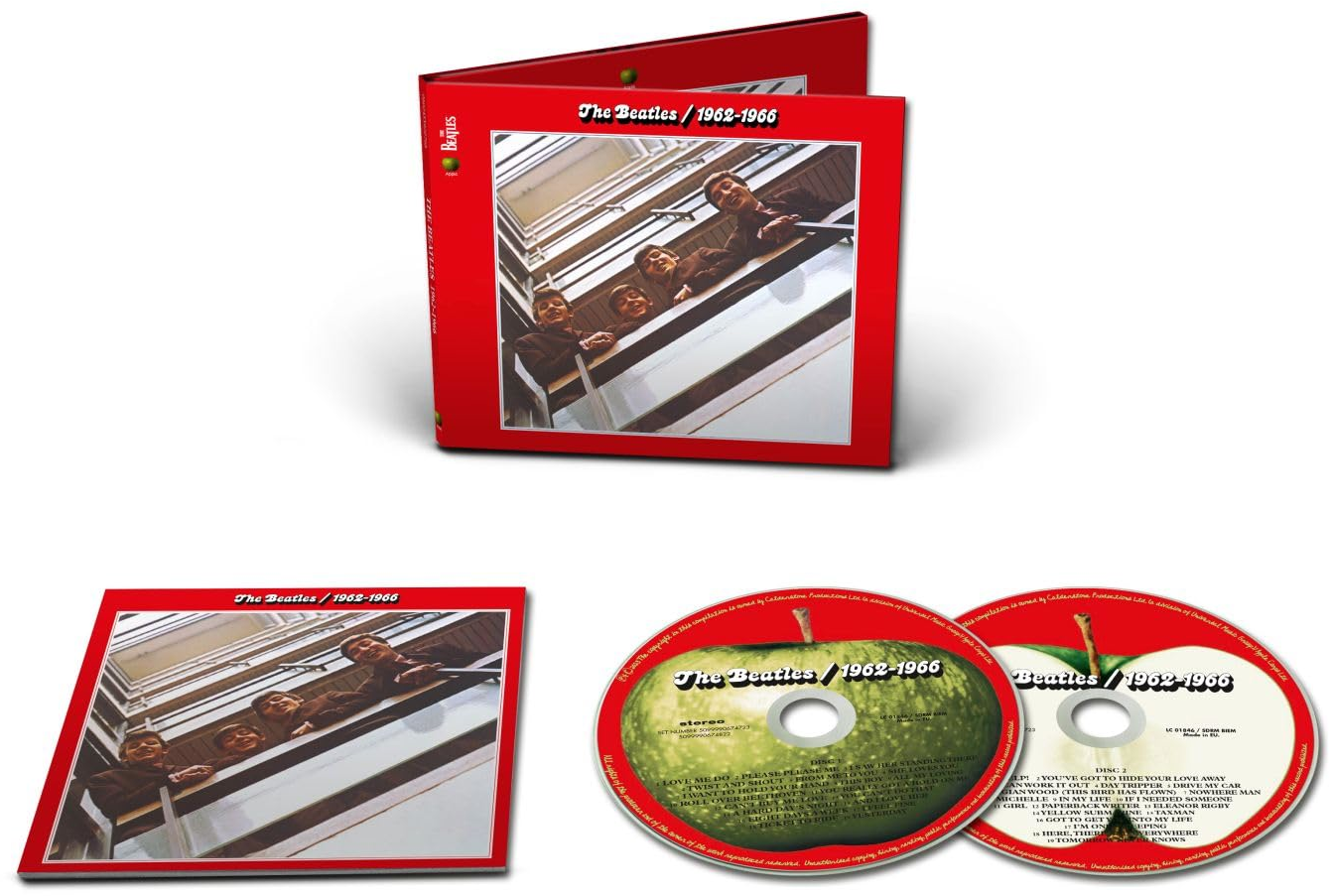 A Beatles '1962-1966' albumának box szettje, piros borítóval és két almatervezésű CD-vel.