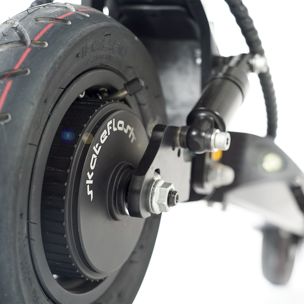 Patinete eléctrico - Skate Flash Sk Urban Dual Pro, 2x 500 W de potencia nominal, 2x900W mácima potencia, 120 kg, 20800 mAh, 25 km/h, Negro